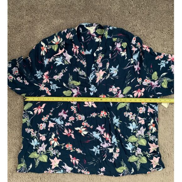terra & sky Women Top 4X Blue Floral Mixed Media Faux Wrap Relaxed Comfort - Picture 7 of 9